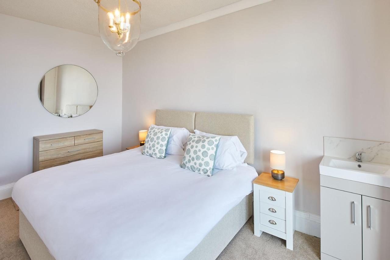 Host & Stay - 4 Metropole Towers Whitby Ngoại thất bức ảnh