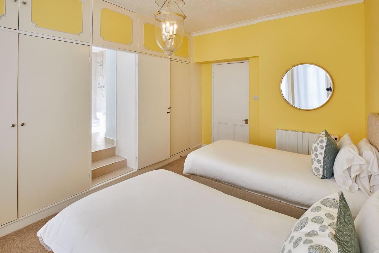 Host & Stay - 4 Metropole Towers Whitby Ngoại thất bức ảnh