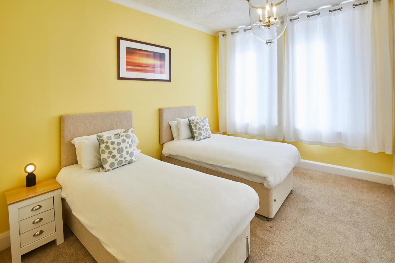 Host & Stay - 4 Metropole Towers Whitby Ngoại thất bức ảnh