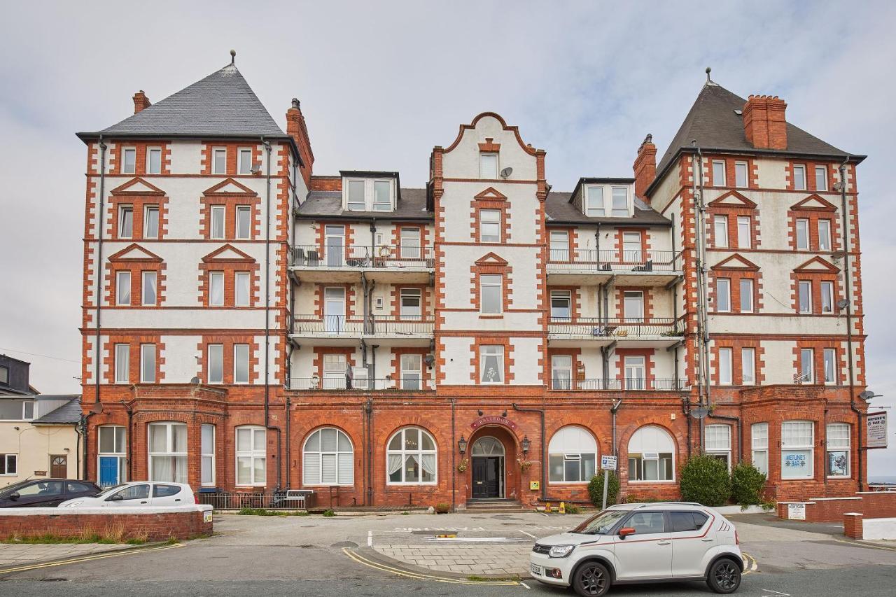 Host & Stay - 4 Metropole Towers Whitby Ngoại thất bức ảnh